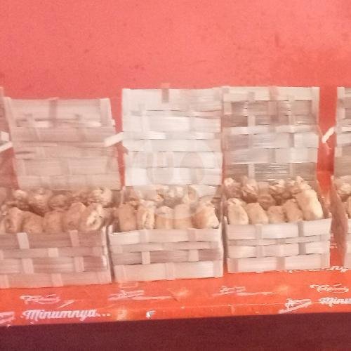 Batagor & Mie Baso H. Isan: Kenangan Manis di Tengah Hiruk-Pikuk Bandung