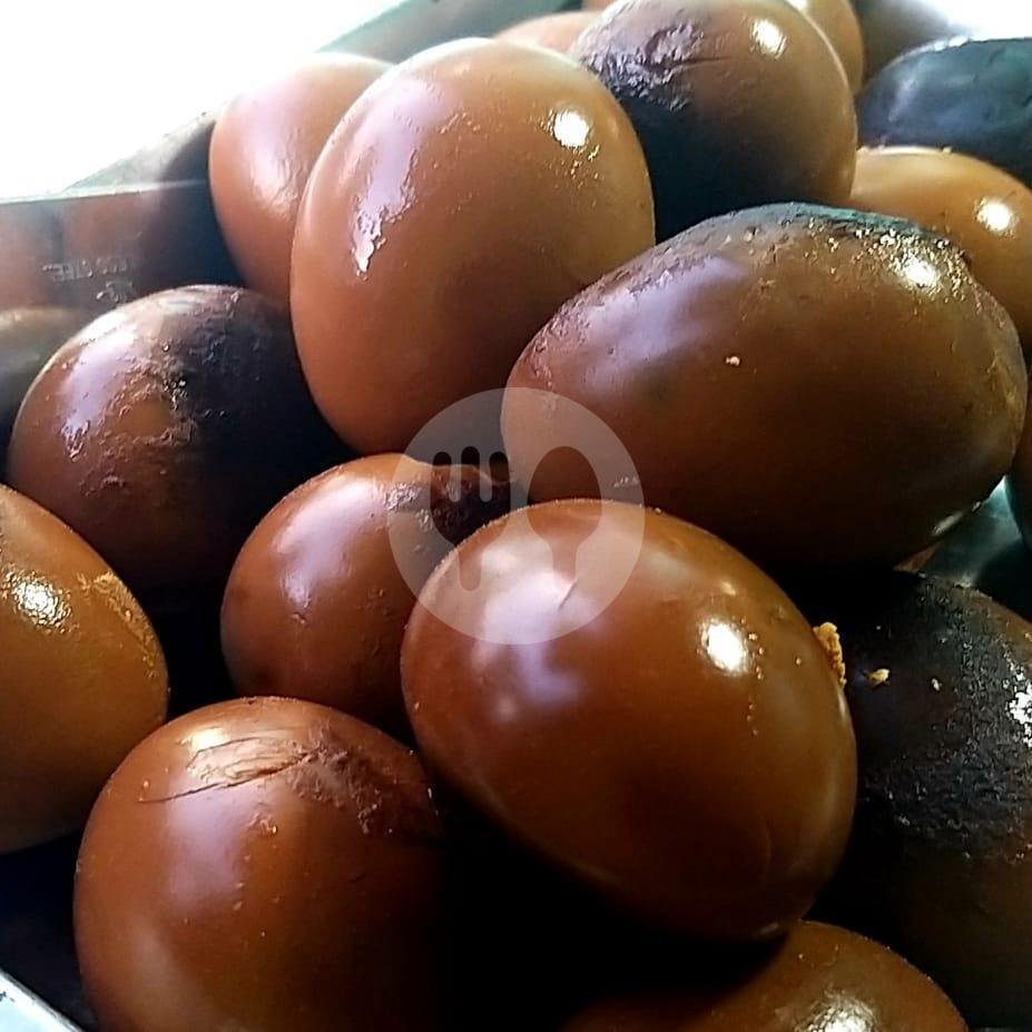 Gudeg Komplit Besek menu Gudeg Jogja Bu Marni, Pucang Sewu