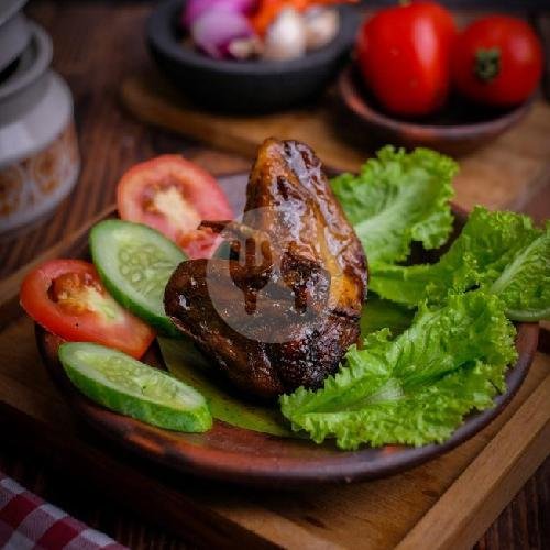 Ayam Bakar Madu Dada/paha menu Ayam Bakar Madu Ontohod MERESAP SAMPAI KE TULANG, Terusan Pasir Koja