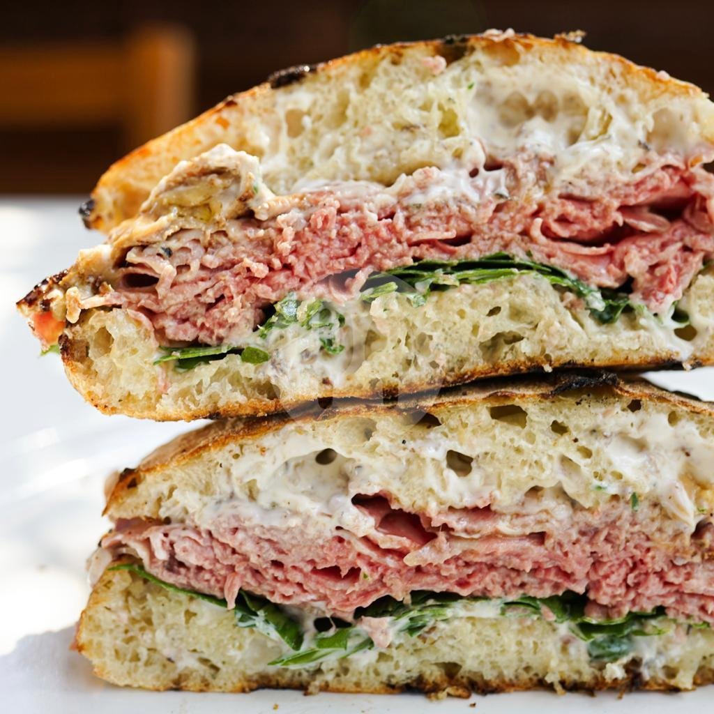 Pengalaman Kuliner Nostalgia di Roma Osteria & Bar, Sequis Tower