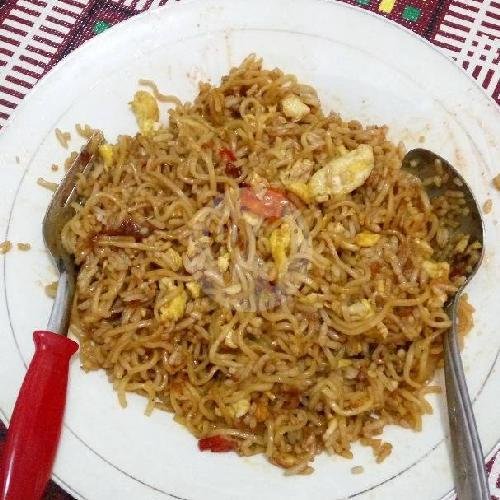 Mie Goreng menu Nasi Goreng Spesial Mas Atri, Magelang