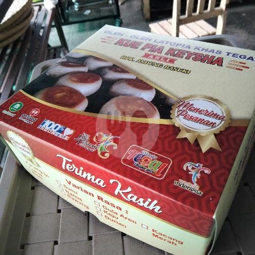 Kemasan Box Isi 15 Bisa Pilih Varian Rasa Sesuai Keinginan menu Kue Pia Keysha (Latopia Khas Tegal), Jl Semarang Debong Tengah