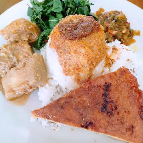 Nasi Bungkus Prekedel Kentang menu RM Padang Basamo, Slamet Supriadi