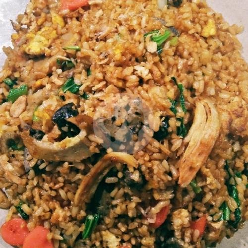 NASI GORENG KOMPLIT menu NASI GORENG BEGONIAH LEMBANG Sejak 1945