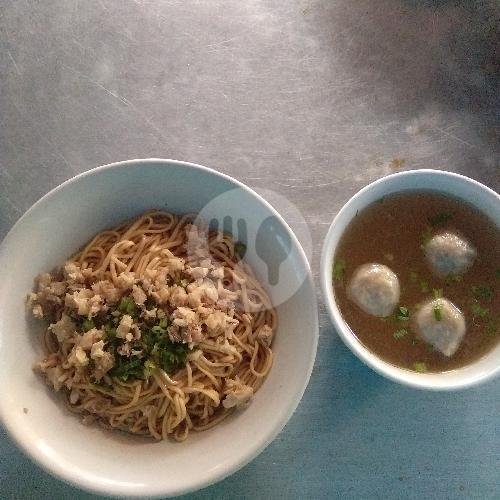 Yamin Asin Baso menu Mie Baso Pangsit Miskam
