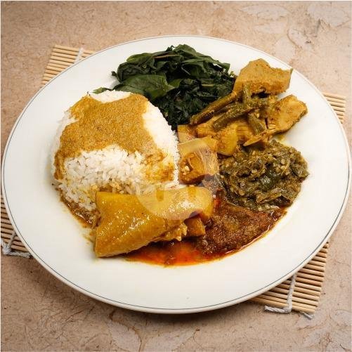 Rendang Bungkus menu Duta Minang Family, Krapyak