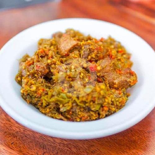Ayam Ternate Porsi Besar menu ROA Manadonese Food, Pancoran