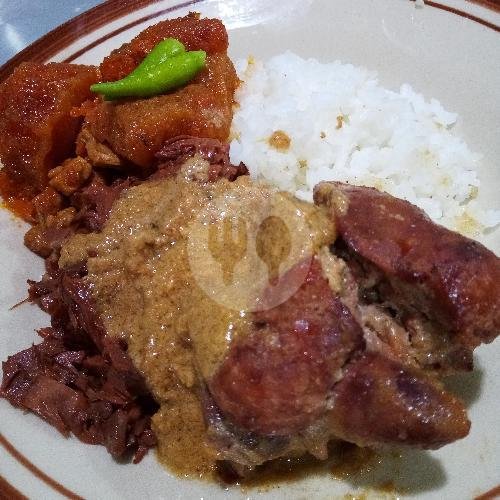 Nasi / Bubur Gudeg Sayap Ayam menu Gudeg Mbak Pirang by Bu Mardjo, Depok