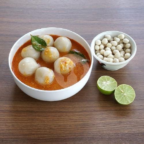 Bakso Sapi Kecil menu Bakso Cenghar Mak Nai, Rejowinangun