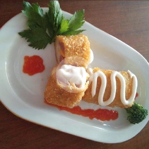 Review Lumpia Bu Rahma: Kuliner Lezat di Kediri Kota