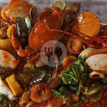 Paket Tumpah Spesial menu Seafood Kerang Tumpah Kang Dansek, Lapang Tembak Selatan