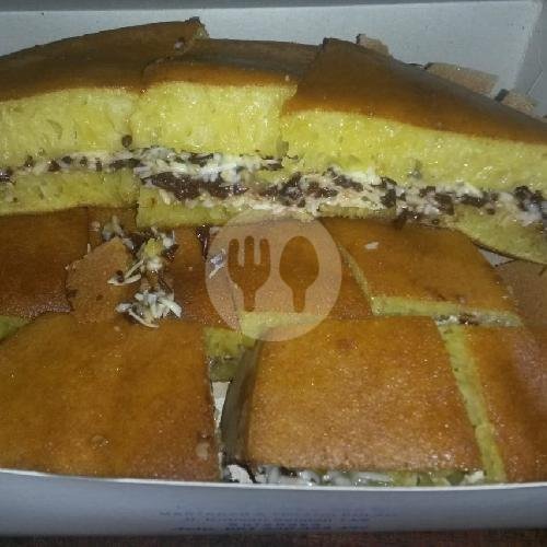 Spesial Daging Ayam menu Holmen Martabak & Terang Bulan Kutisari