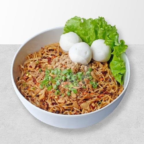 Wonton Pedas menu Mie Kudusan, Bondowoso