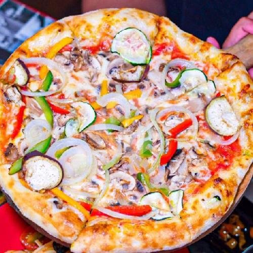Salsiccia Patatine (R) menu Pizza Aroma Italia 2, Gondokusuman
