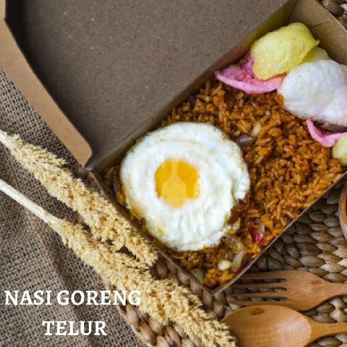 Review Nasi Goreng Pak Sabar: Pengalaman Makan yang Memuaskan di Bulu Lor Semarang