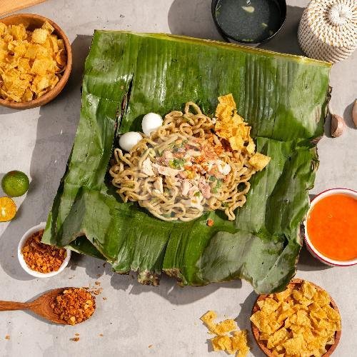 Bakmi Bakar Ayam Campur menu Bakmi Kota 21, Hayam Wuruk