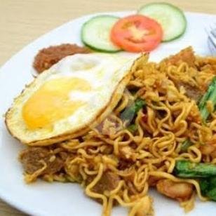 Mie Goreng Spesial menu Nasi Goreng Maskun, Kaktus