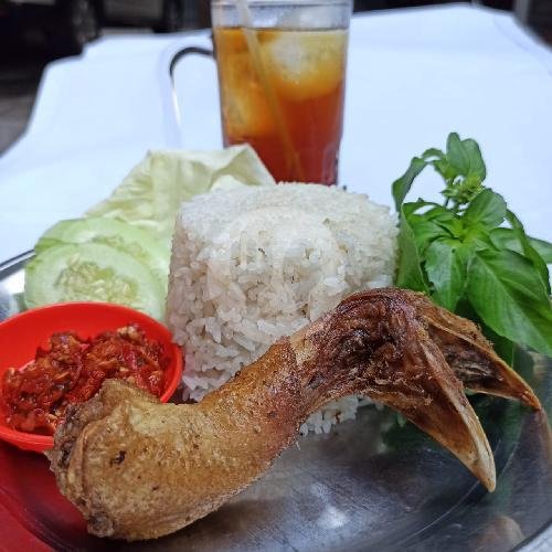 Paket Nasi Telur Dadar Isi Sayur + Teh menu Lesehan Bu Heri, Krapyak Sleman