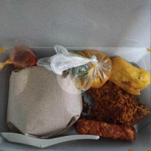 Telor Dadar Bolu Padang menu Nasi Padang Surya Minang, Dago Barat