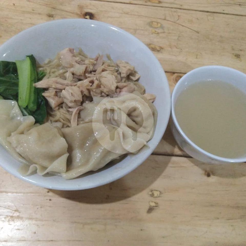 Mie Ayam + Pangsit Rebus 3 Biji menu Bakmi 515 Bakmi Jakarta, Muntilan