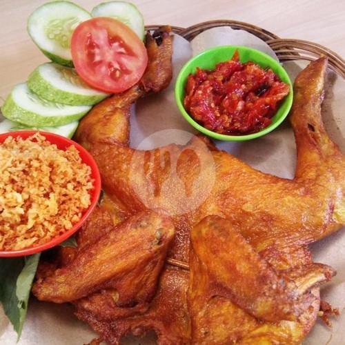 NASI UDUK AYAM KRISPI menu Nasi Uduk ST, Semanggi Barat