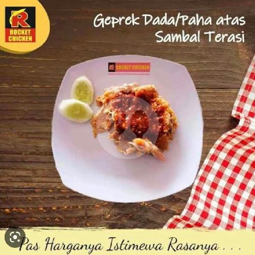 Rocket 2 menu Rocket Chicken Probolinggo 1, Kanigaran