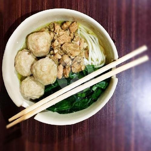 Mie Ayam menu Bakso Daging Sapi Pak Kardi, Bandungrejo