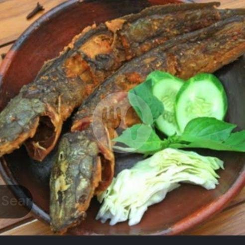 Aneka Sambal Dendeng Cabe Merah menu Ampera Pucuak Salero (Spesifik Ikan Asin), Ampang