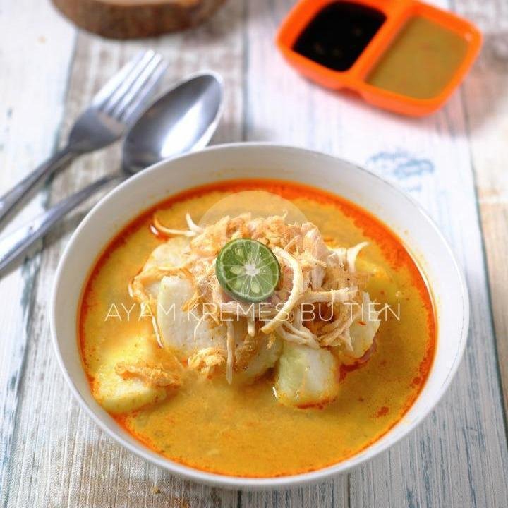 Kremes menu Ayam Goreng Kremes Bu Tien, Pataruman