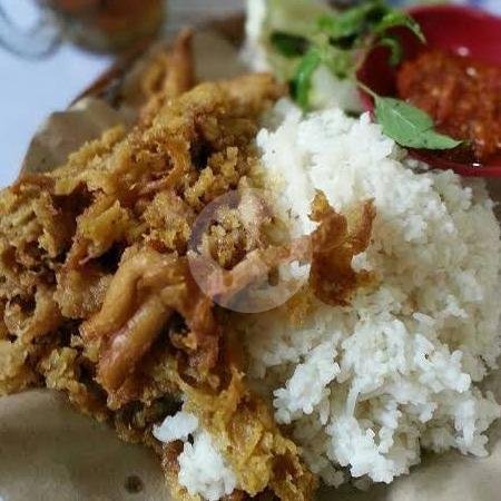 Nasi Lele menu Warung Lalapan SMS, Merjosari