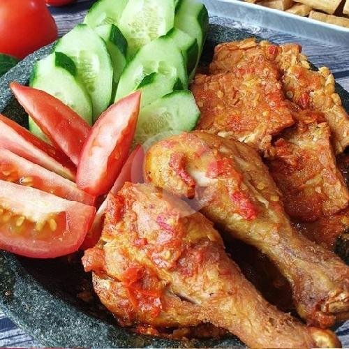 Review Nasi Goreng Mbak Ayu: Pengalaman Kuliner yang Menarik di Madiun