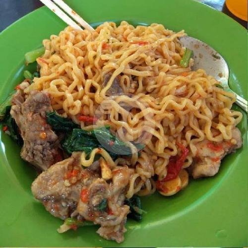 Es Kelapa Air Mata Janda menu Cilok Goang Uruy, Nangkaleah