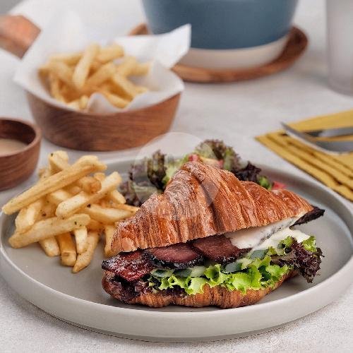 Smoked Beef Brisket Single menu Mr. Roastman Smoked & Brewed, Panglima Polim