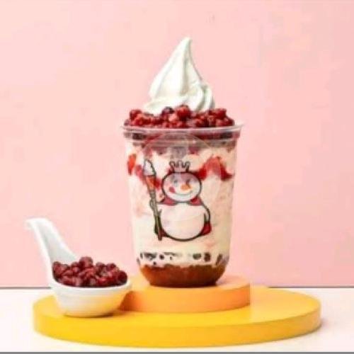 Strawberry Lucky Sundae menu Mixue Perjuangan, Kel Karyamulya Kec Kesambi