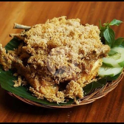 Ayam Boiler Goreng Kremes menu Warung Apung Rahmawati, Kenjeran