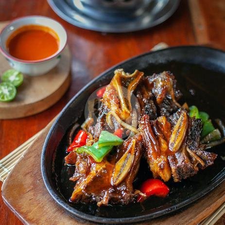 Gurame Cabe Cabean Besar menu Rumah Makan Ponyo, Malabar