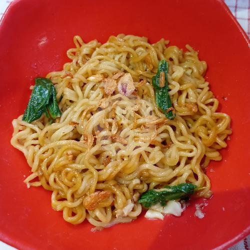 Indomie Rebus menu Bubur Manado Kedai 678, Cantel