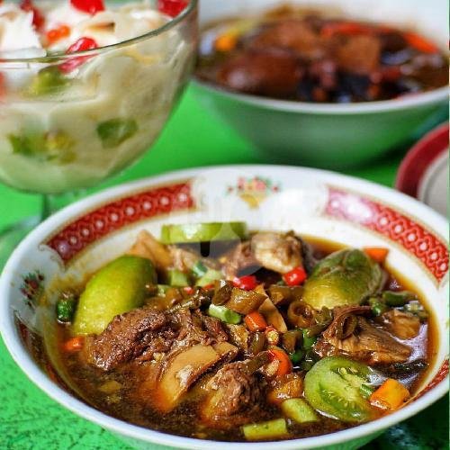 Nasi Rawon menu Spesial Brongkos dan Es Teller, Sukonandi