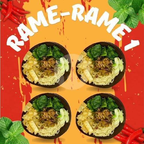 rame rame 1 menu Mie Ayam Bakso Solo Mbak Mira, Kesatrian