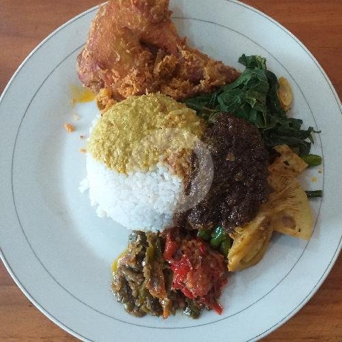 Nasi Ayam Goreng (Bungkus) menu Masakan Padang Salero Bundo, Simo Pomahan