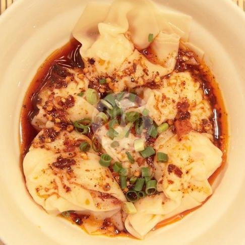 Keripik Kaca menu Martabak Jobong Bu Emy