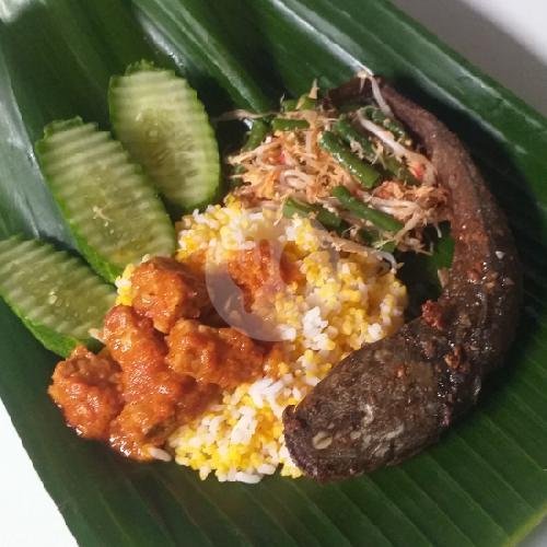 Nasi Jagung Tongkol Goreng menu Nasi Jagung Khas Probolinggo, Sukolilo