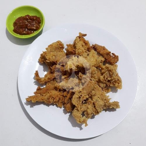 Tahu Krispi Cabe Bawang menu Lhom Ngelakh Junior (Junior Cafe) Banyuwangi