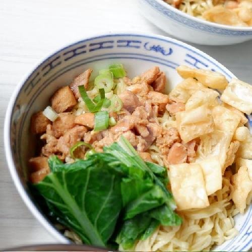 Yamin Polos menu Bakmie Kedai Pesona, Pesona Bali Residence