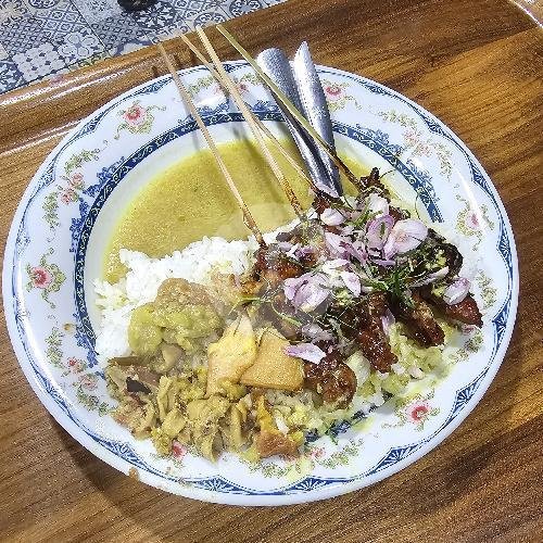 Review Menarik di WARUNG MORO SENENG: Sate Kambing dan Gule yang Wajib Dicoba di Malang