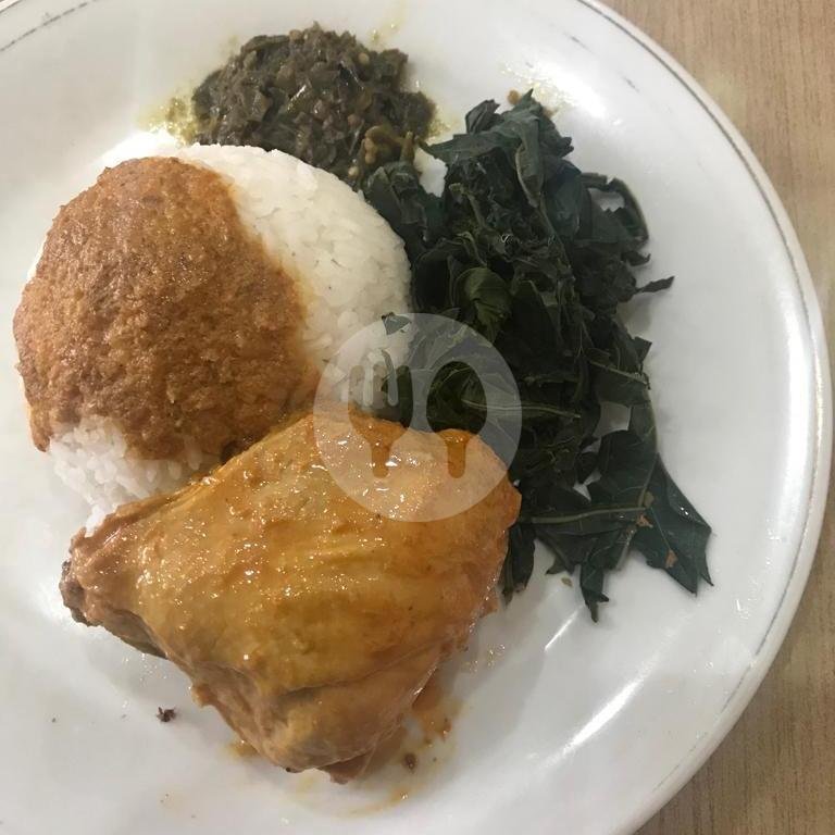 Ayam Gulai Bungkus menu Rumah Makan Murah Meriah Masakan Padang, Nusa Indah