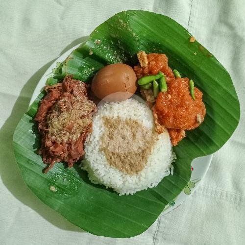Nasi Gudeg Sayap + Telur menu Gudeg Pawon