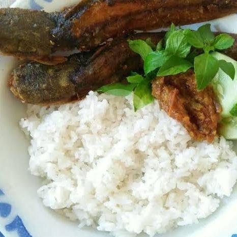 Paket Telor Penyet menu Warung Citarasa, Branggahan