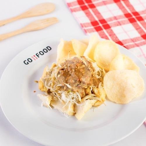 Warung Lotek dan Gado-gado Bu Yus: Surga Kuliner Sehat di Yogyakarta