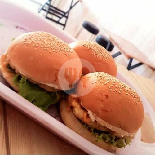 Review BiZZ Steak Dan Burger Dr. Cipto: Tempat Cozy dengan Menu Juara di Semarang